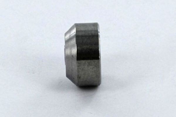 Béc hồng ngọc Flow P4